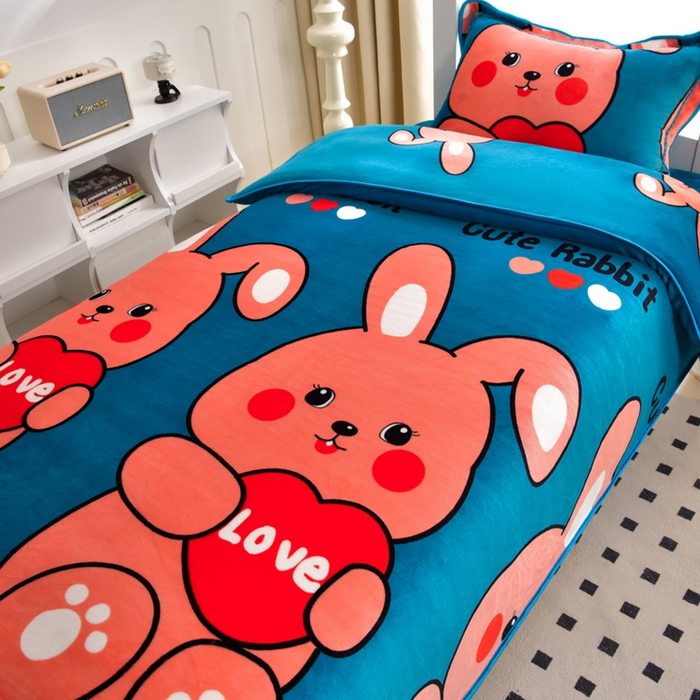 91家纺网 家纺一手货源 找家纺 芯诗曼家纺 2025新款金貂绒牛奶绒印花三件套 可爱兔