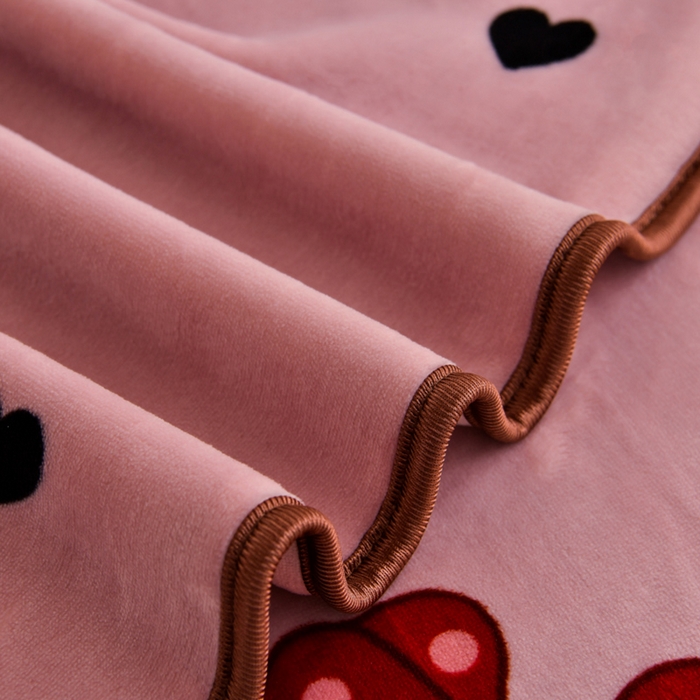 91家纺网 家纺一手货源 找家纺 芯诗曼家纺 2025新款金貂绒牛奶绒印花三件套 蝴蝶结