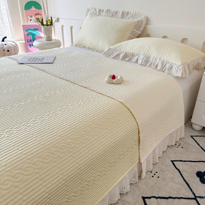 91家纺网 家纺一手货源 找家纺 岚吉家纺 2025新款莫代尔印花床盖 皓月黄