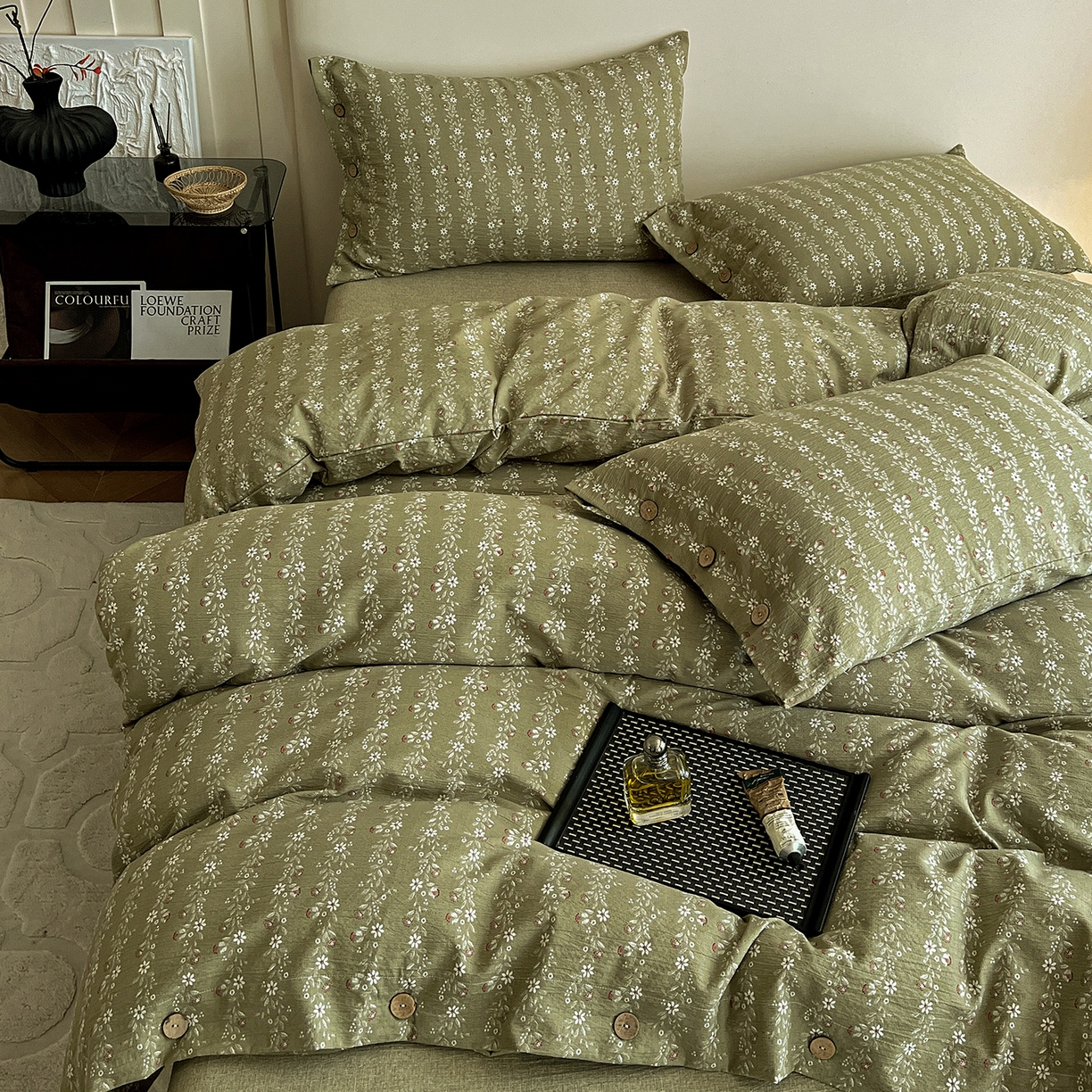 91家纺网 家纺一手货源 找家纺 一比一家纺 2025新款原麻纽扣款四件套 复古绿