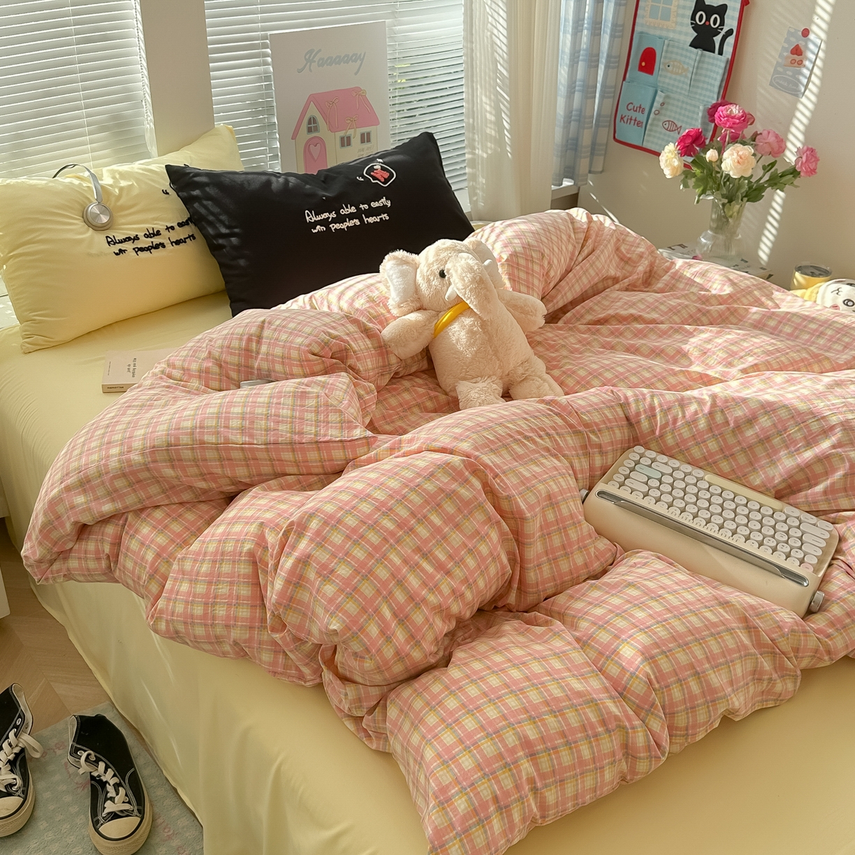 91家纺网 家纺一手货源 找家纺 （总）子钦家纺 2025新款云朵棉水洗棉Ins风简约四件套（场景二）繁花系列