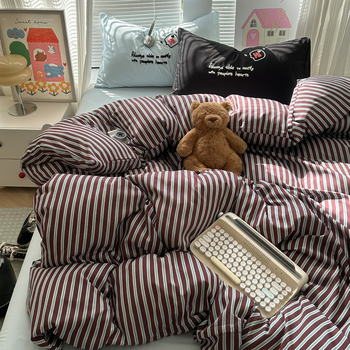 91家纺网 家纺一手货源 找家纺 （总）子钦家纺 2025新款云朵棉水洗棉Ins风简约四件套（场景二）繁花系列