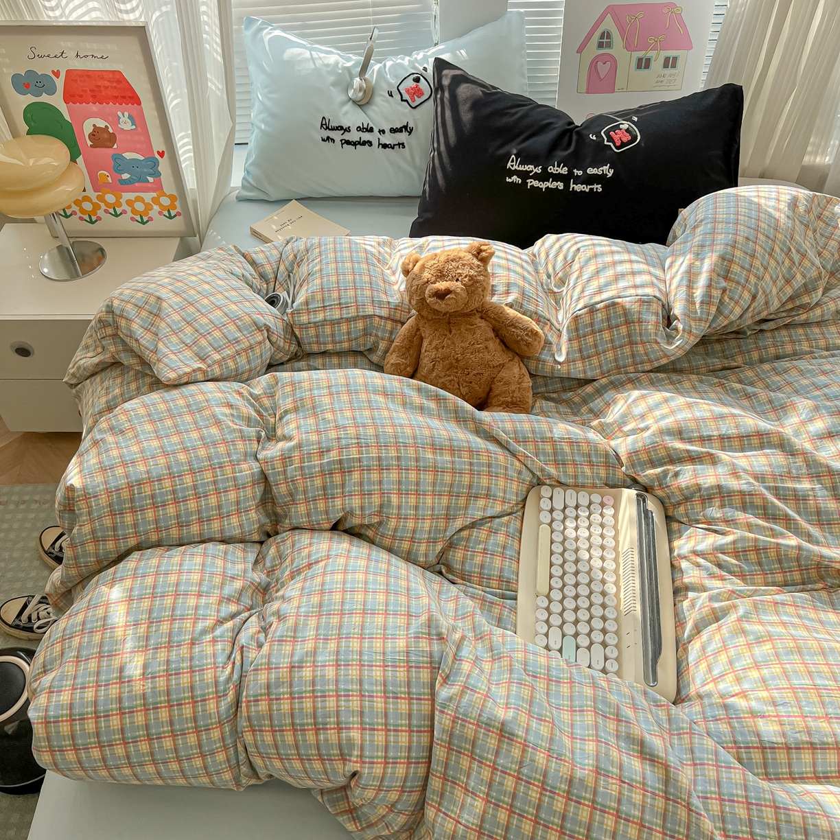 91家纺网 家纺一手货源 找家纺 （总）子钦家纺 2025新款云朵棉水洗棉Ins风简约四件套（场景二）繁花系列