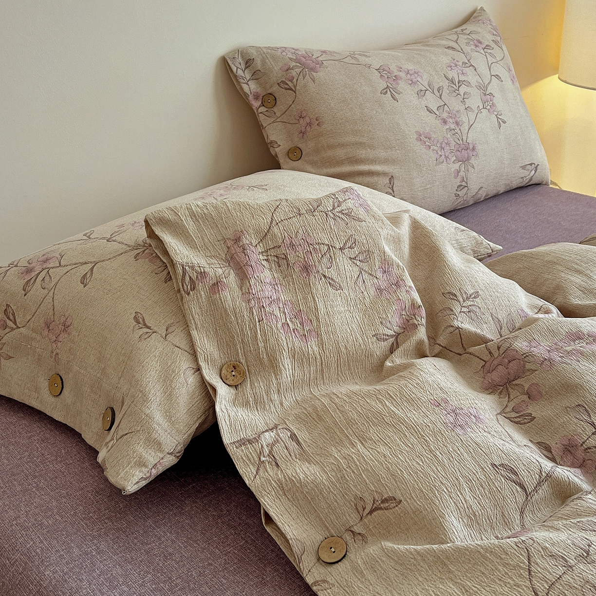 91家纺网 家纺一手货源 找家纺 一比一家纺 2025新款原麻纽扣款四件套 漫语