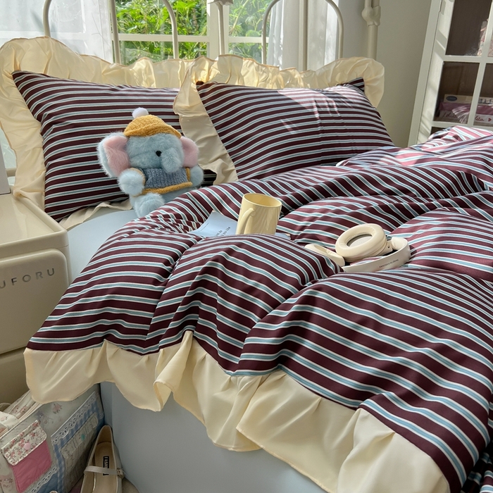 91家纺网 家纺一手货源 找家纺 （总）子钦家纺 2025新款云朵棉水洗棉复古风奶油花边四件套（场景二）罗密欧系列