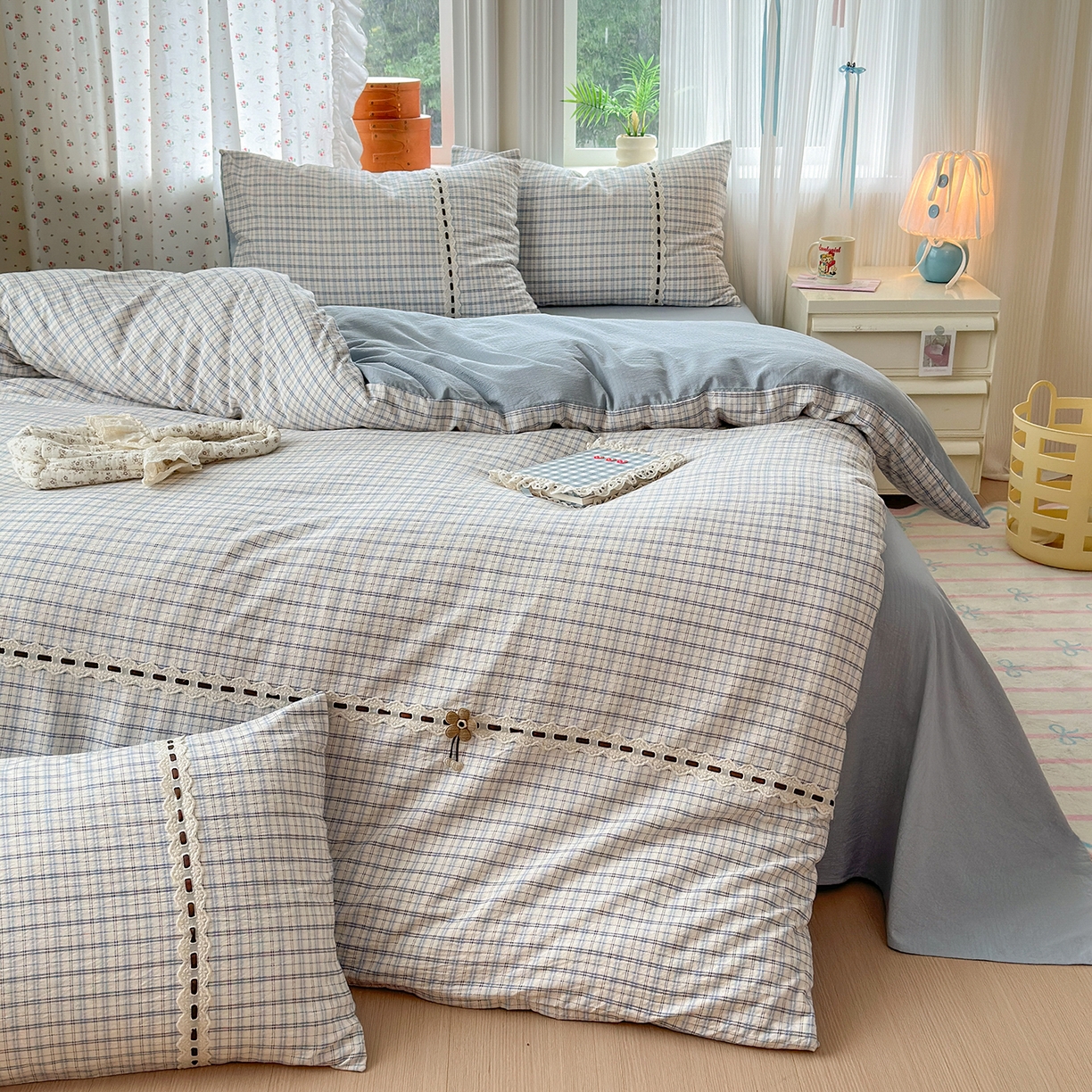 91家纺网 家纺一手货源 找家纺 晚爱家纺（原晚安家居） 2025新款云感木棉双层纱四件套皱皱纱蕾丝花边四件套 梦境-天空蓝