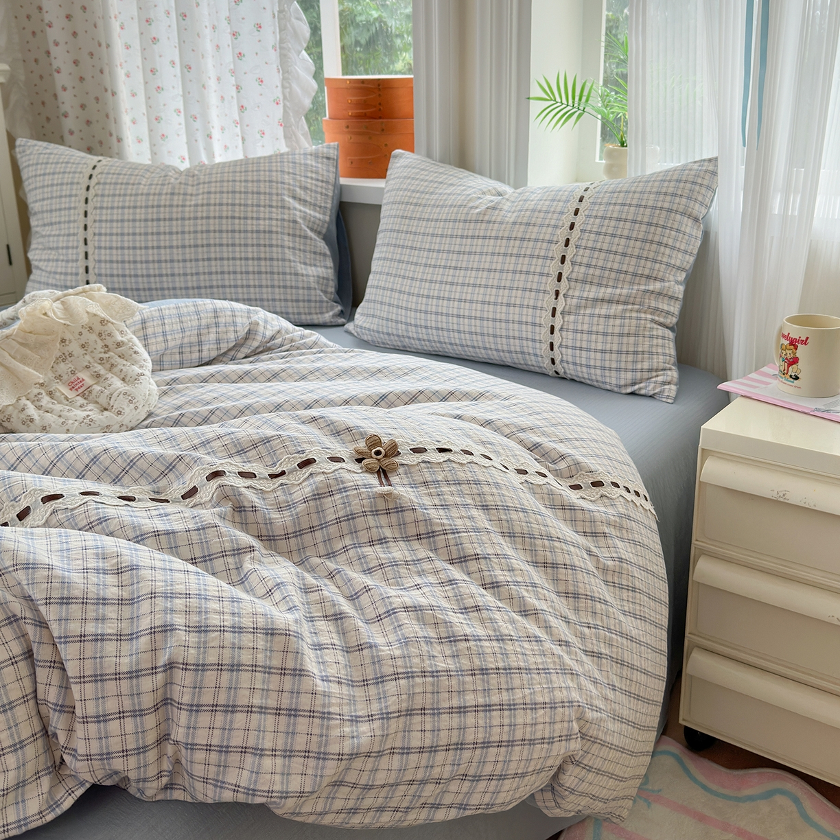 91家纺网 家纺一手货源 找家纺 晚爱家纺（原晚安家居） 2025新款云感木棉双层纱四件套皱皱纱蕾丝花边四件套 梦境-天空蓝