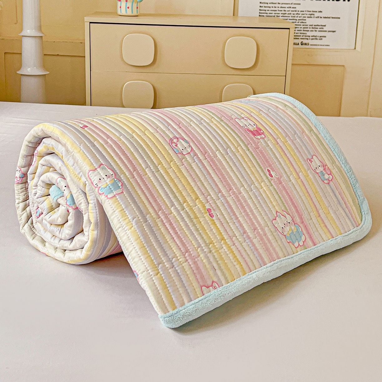 91家纺网 家纺一手货源 找家纺 （总）恒尚居 2025新款纯棉牛奶绒学生床垫 双面两用夹棉床单床垫-秋冬款四季通用-系列一