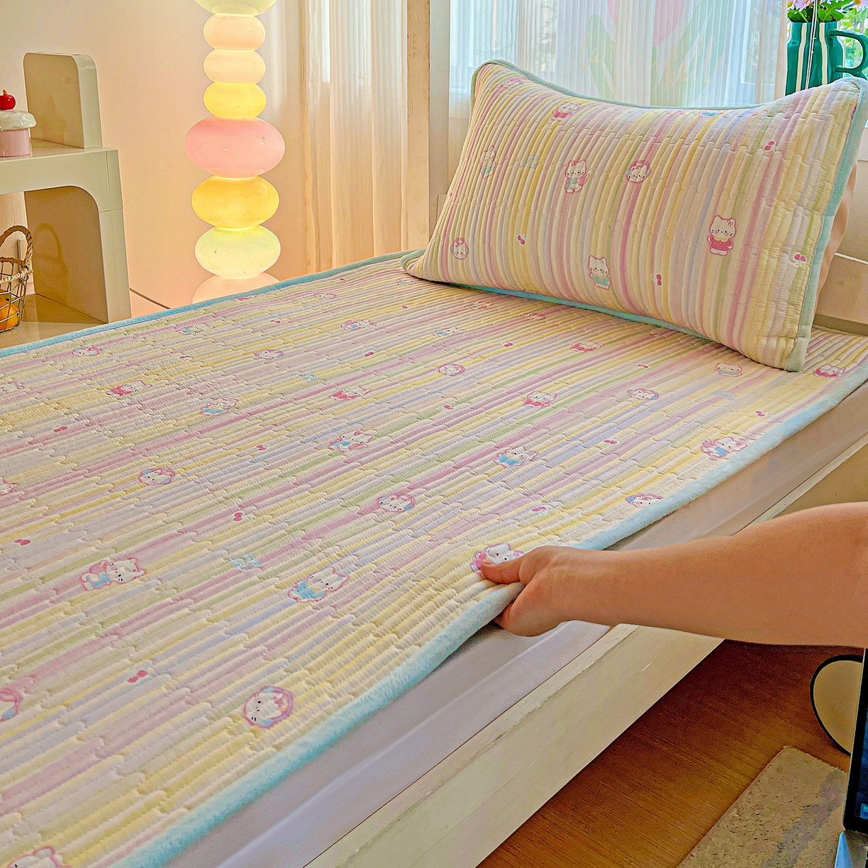 91家纺网 家纺一手货源 找家纺 （总）恒尚居 2025新款纯棉牛奶绒学生床垫 双面两用夹棉床单床垫-秋冬款四季通用-系列一