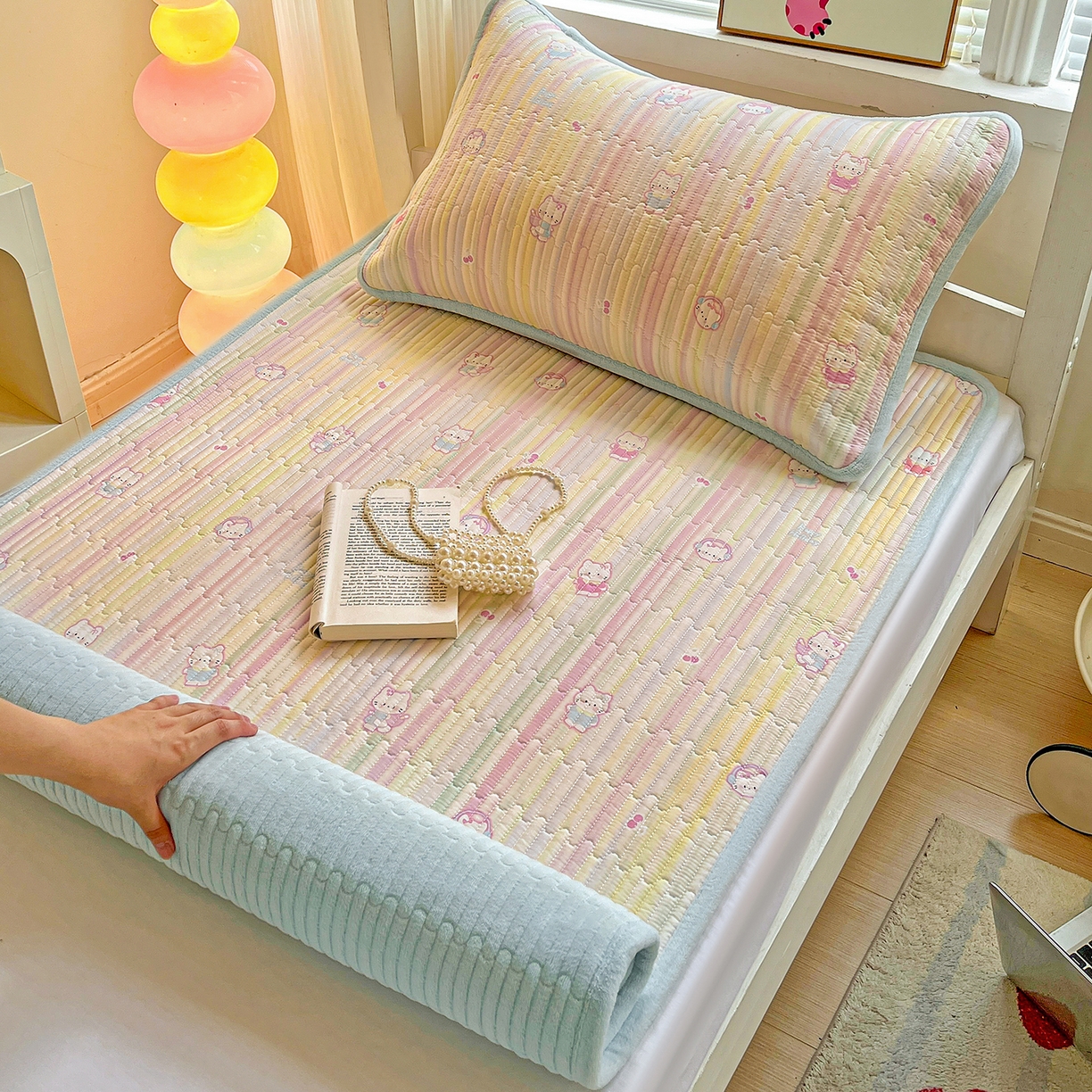 91家纺网 家纺一手货源 找家纺 （总）恒尚居 2025新款纯棉牛奶绒学生床垫 双面两用夹棉床单床垫-秋冬款四季通用-系列一