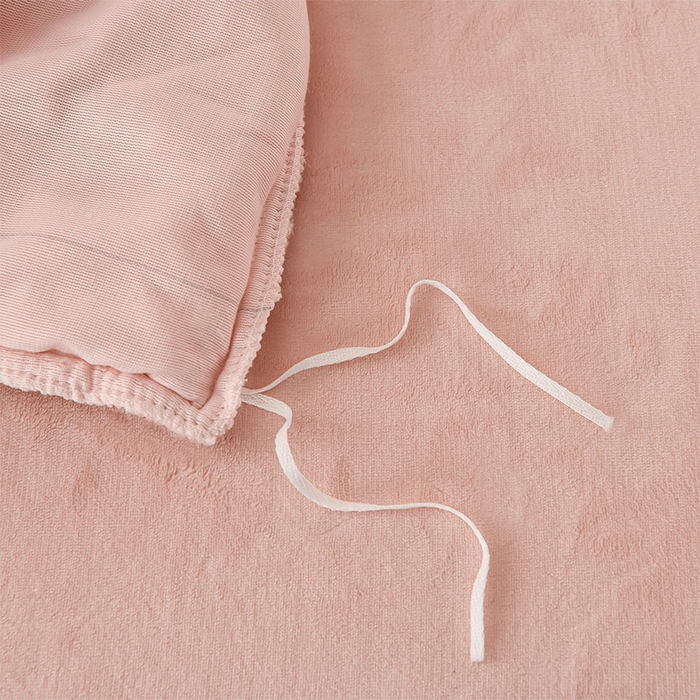 91家纺网 家纺一手货源 找家纺 （总）千嘻汇家纺 2025新款8.5斤韩版雕花牛奶绒四件套