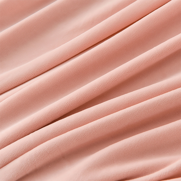 91家纺网 家纺一手货源 找家纺 千嘻汇家纺 2025新款8.5斤韩版雕花牛奶绒四件套 甜蜜蜜粉色