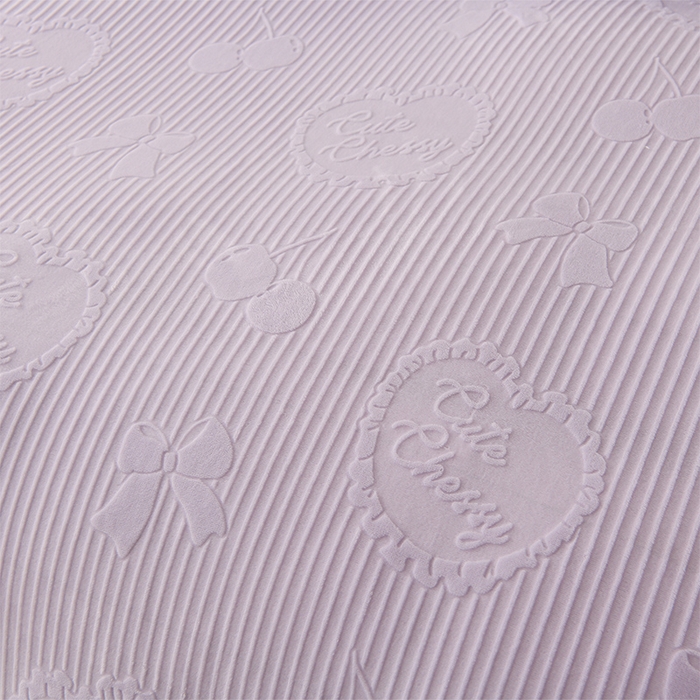 91家纺网 家纺一手货源 找家纺 千嘻汇家纺 2025新款8.5斤韩版雕花牛奶绒四件套 甜蜜蜜紫色