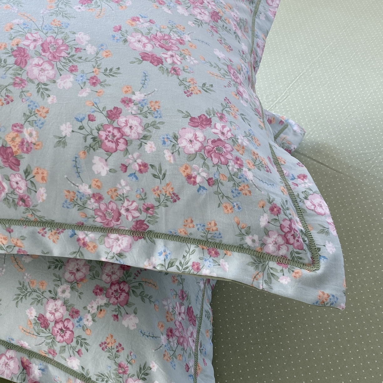 91家纺网 家纺一手货源 找家纺 纽维斯 2025新款140g高克重仿全棉40S精梳棉磨毛四件套 梦若菲（绿）