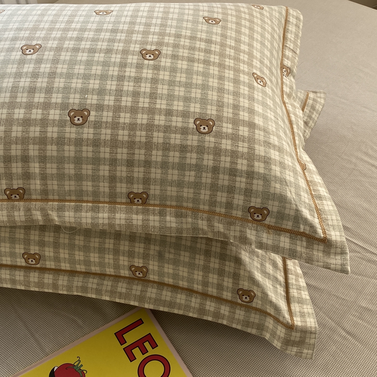 91家纺网 家纺一手货源 找家纺 纽维斯 2025新款140g高克重仿全棉40S精梳棉磨毛四件套 维维熊