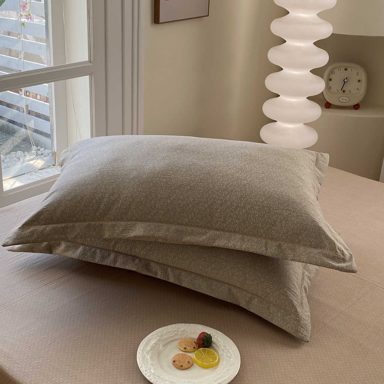 91家纺网 家纺一手货源 找家纺 纽维斯 2025新款140g高克重仿全棉40S精梳棉磨毛四件套 伊莉沙（灰）