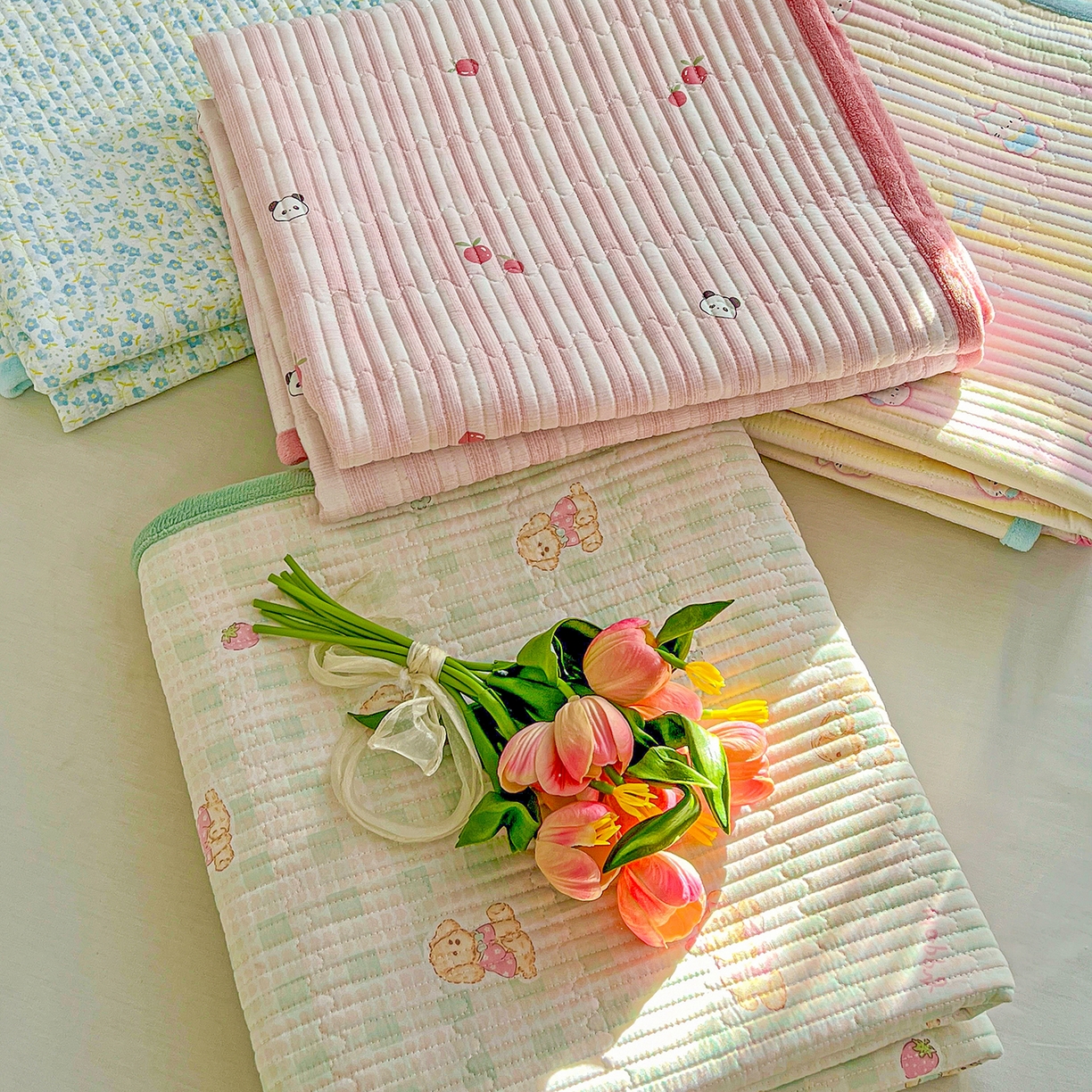 91家纺网 家纺一手货源 找家纺 恒尚居 2025新款纯棉牛奶绒学生床垫 双面两用夹棉床单床垫-秋冬款四季通用-系列一 组合图仅供参考