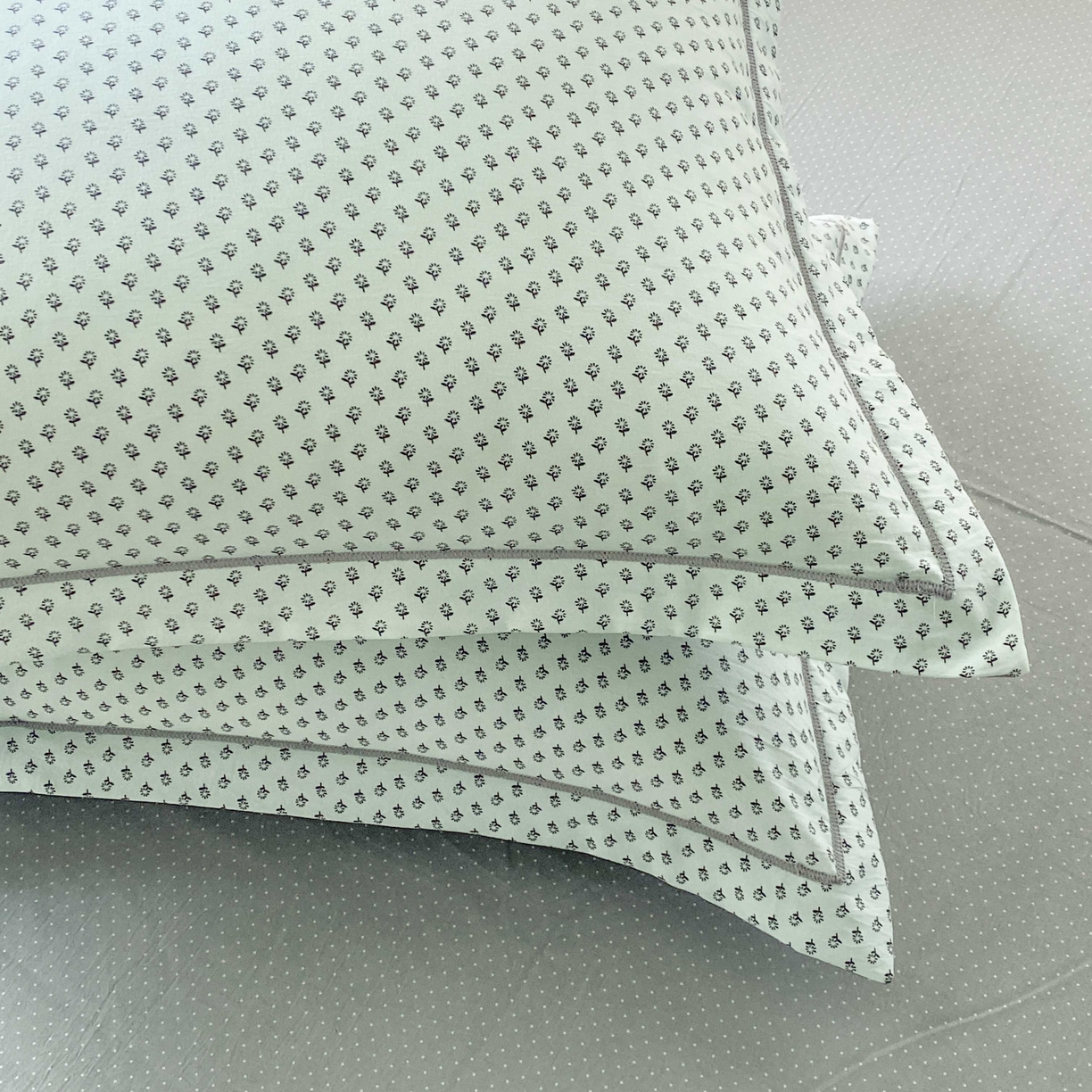 91家纺网 家纺一手货源 找家纺 纽维斯 2025新款140g高克重仿全棉40S精梳棉磨毛四件套 粤微丽雅绿