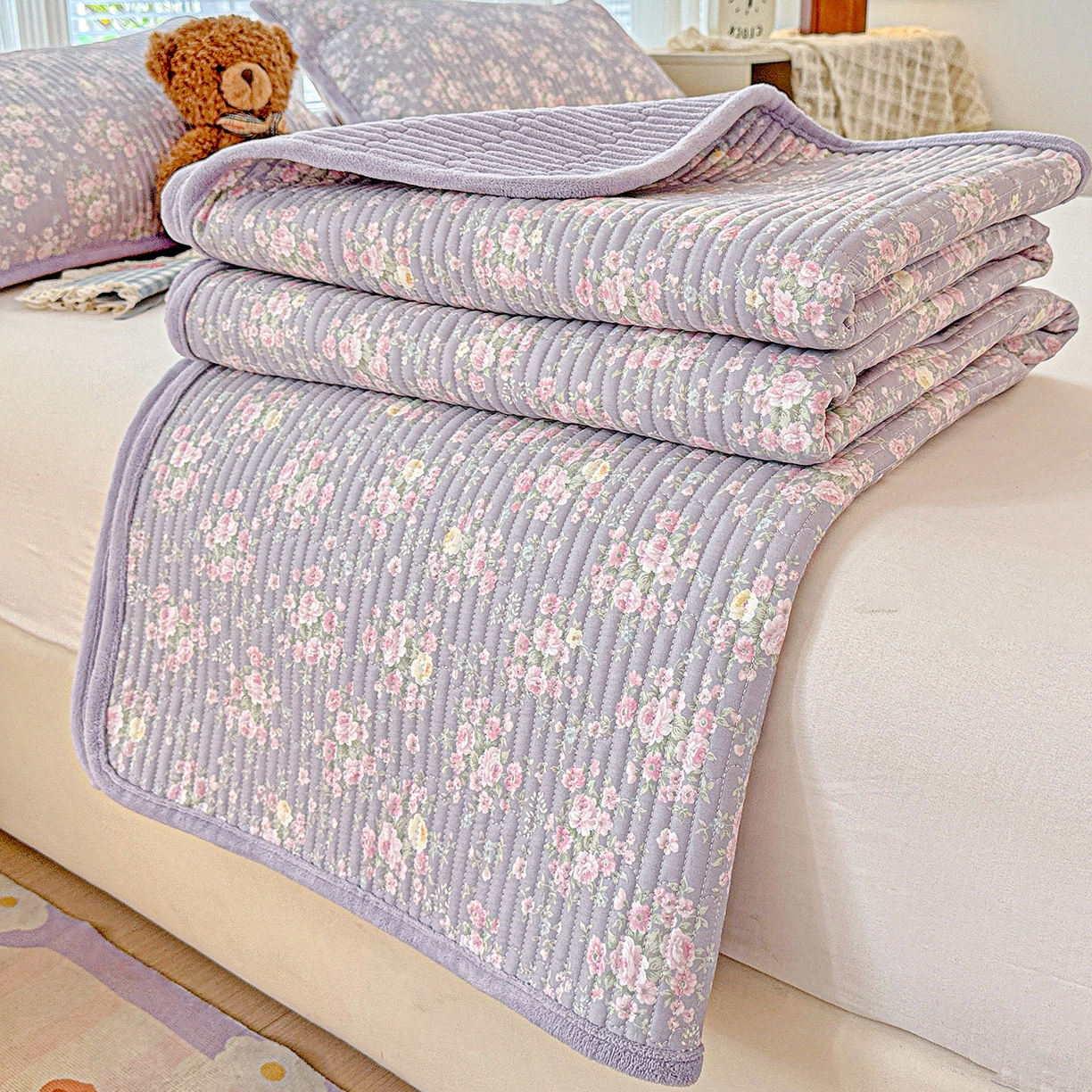 91家纺网 家纺一手货源 找家纺 恒尚居 2025新款纯棉牛奶绒学生床垫 双面两用夹棉床单床垫-秋冬款四季通用-系列一 【花田物语】A纯棉-B牛奶绒