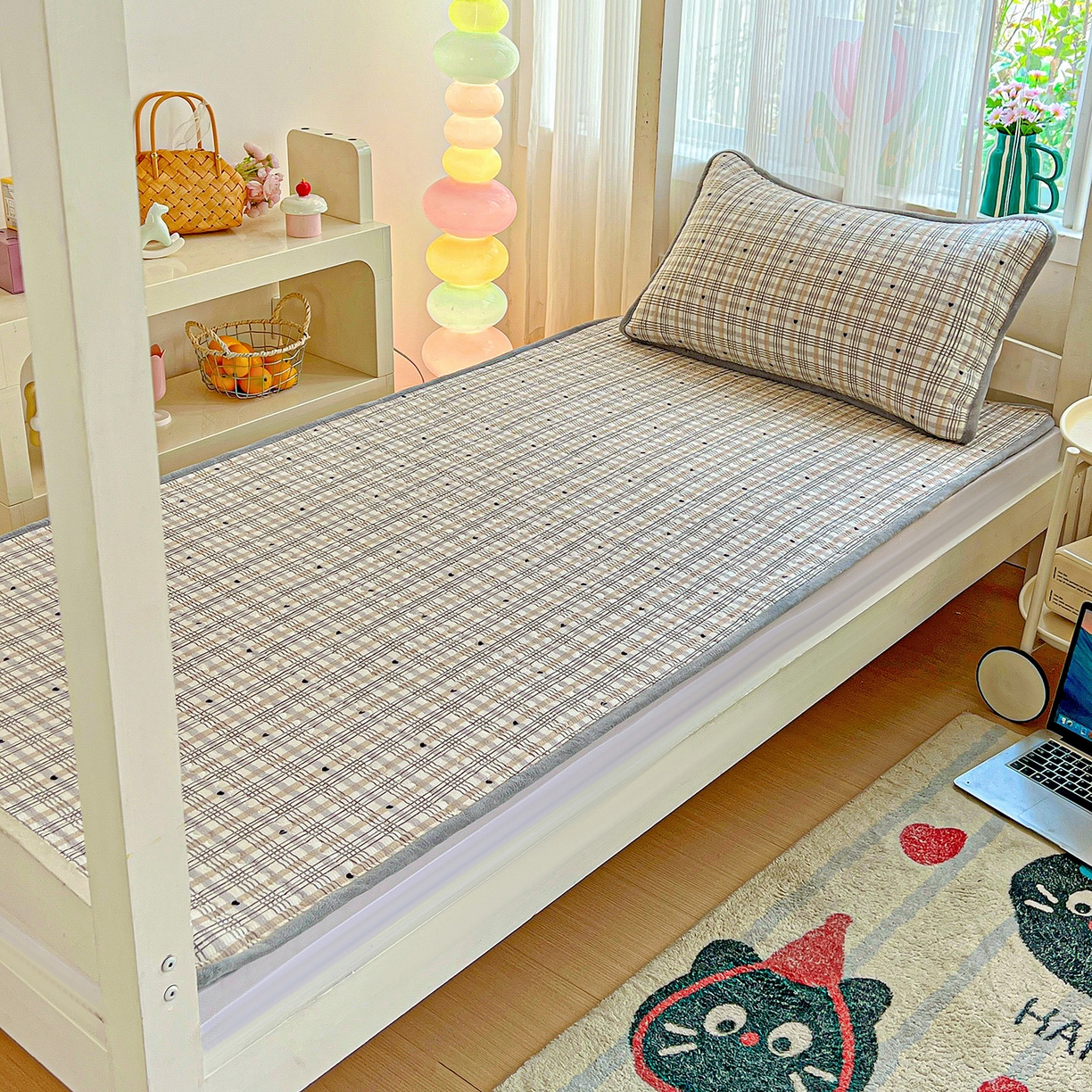 91家纺网 家纺一手货源 找家纺 恒尚居 2025新款纯棉牛奶绒学生床垫 双面两用夹棉床单床垫-秋冬款四季通用-系列一 【简格调】A纯棉-B牛奶绒