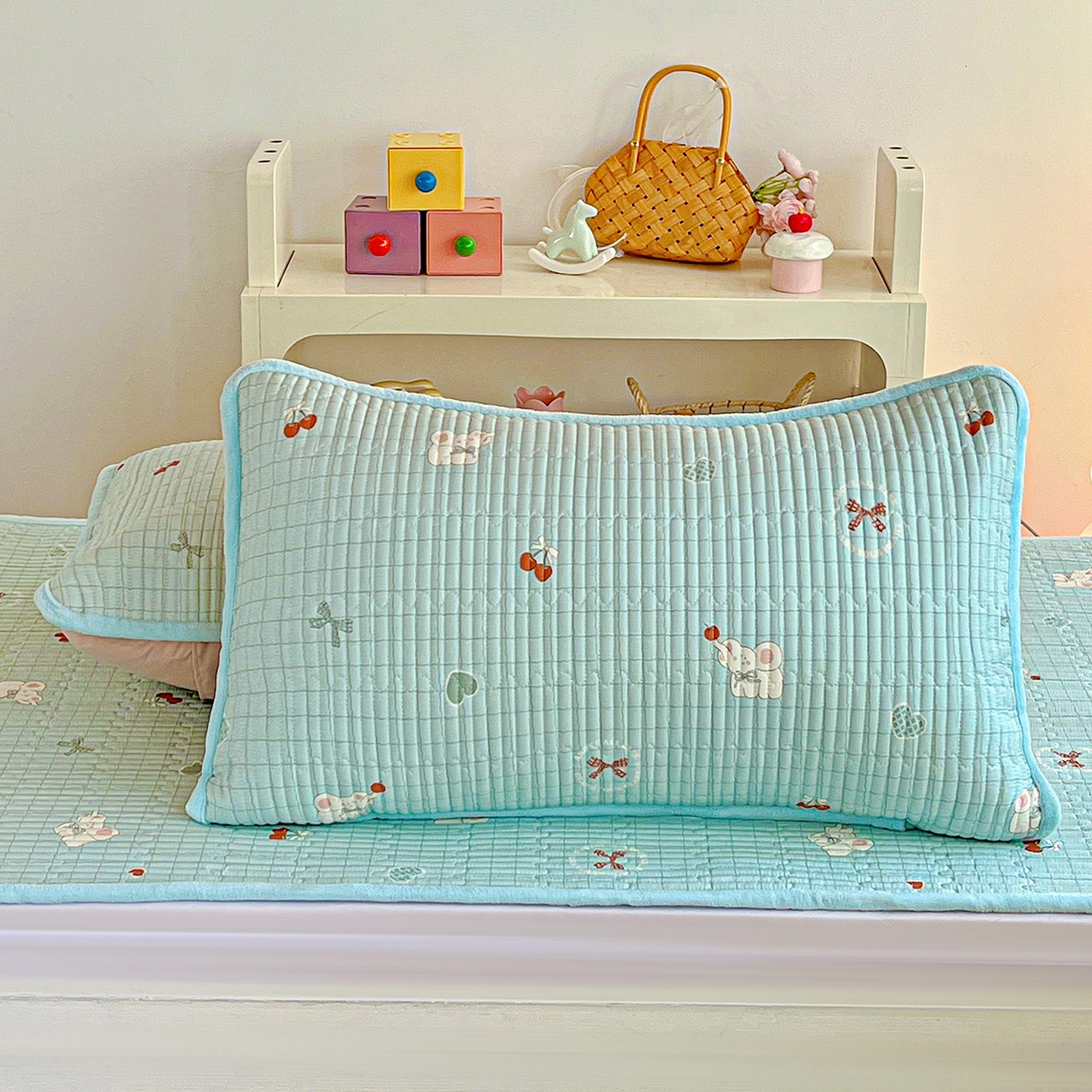 91家纺网 家纺一手货源 找家纺 恒尚居 2025新款纯棉牛奶绒学生床垫 双面两用夹棉床单床垫-秋冬款四季通用-系列一 【蓝象】A纯棉-B牛奶绒