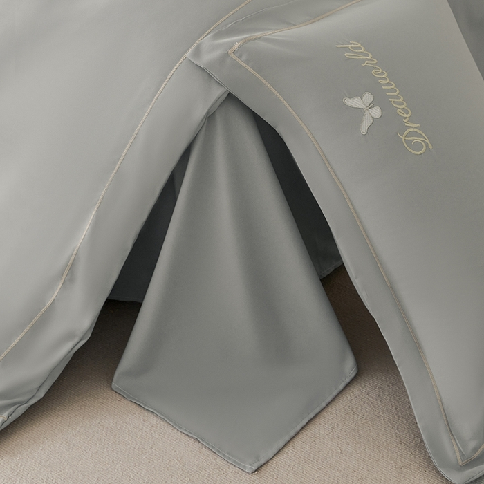 91家纺网 家纺一手货源 找家纺 纽维斯 2025新款水洗棉云朵棉刺绣宽边绣花磨毛四件套-小晴天系列 小晴天-山灰