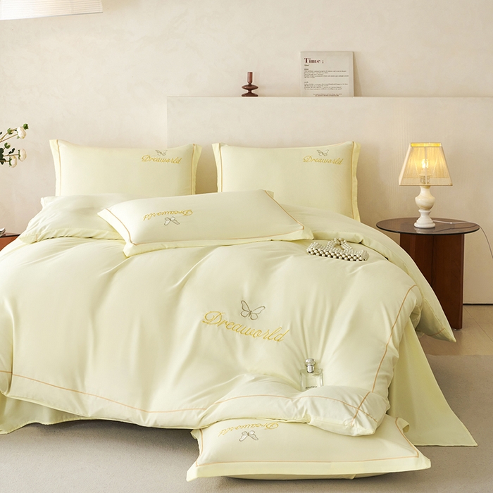 91家纺网 家纺一手货源 找家纺 纽维斯 2025新款水洗棉云朵棉刺绣宽边绣花磨毛四件套-小晴天系列 小晴天-芝士黄