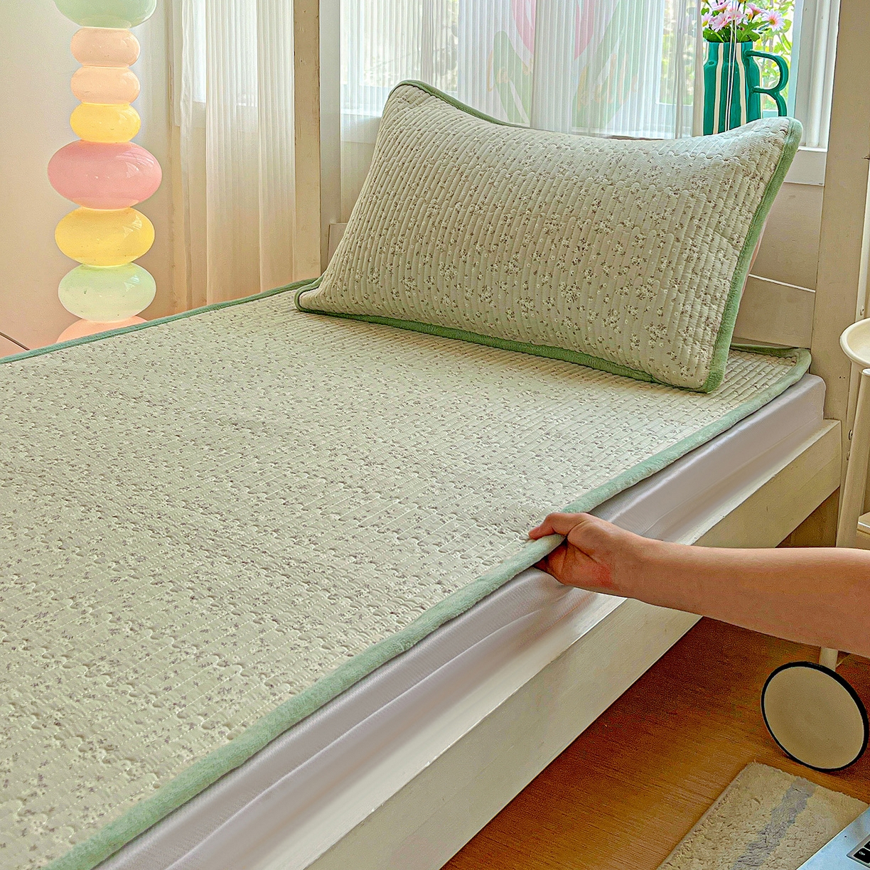 91家纺网 家纺一手货源 找家纺 恒尚居 2025新款纯棉牛奶绒学生床垫 双面两用夹棉床单床垫-秋冬款四季通用-系列一 【如画】A纯棉-B牛奶绒