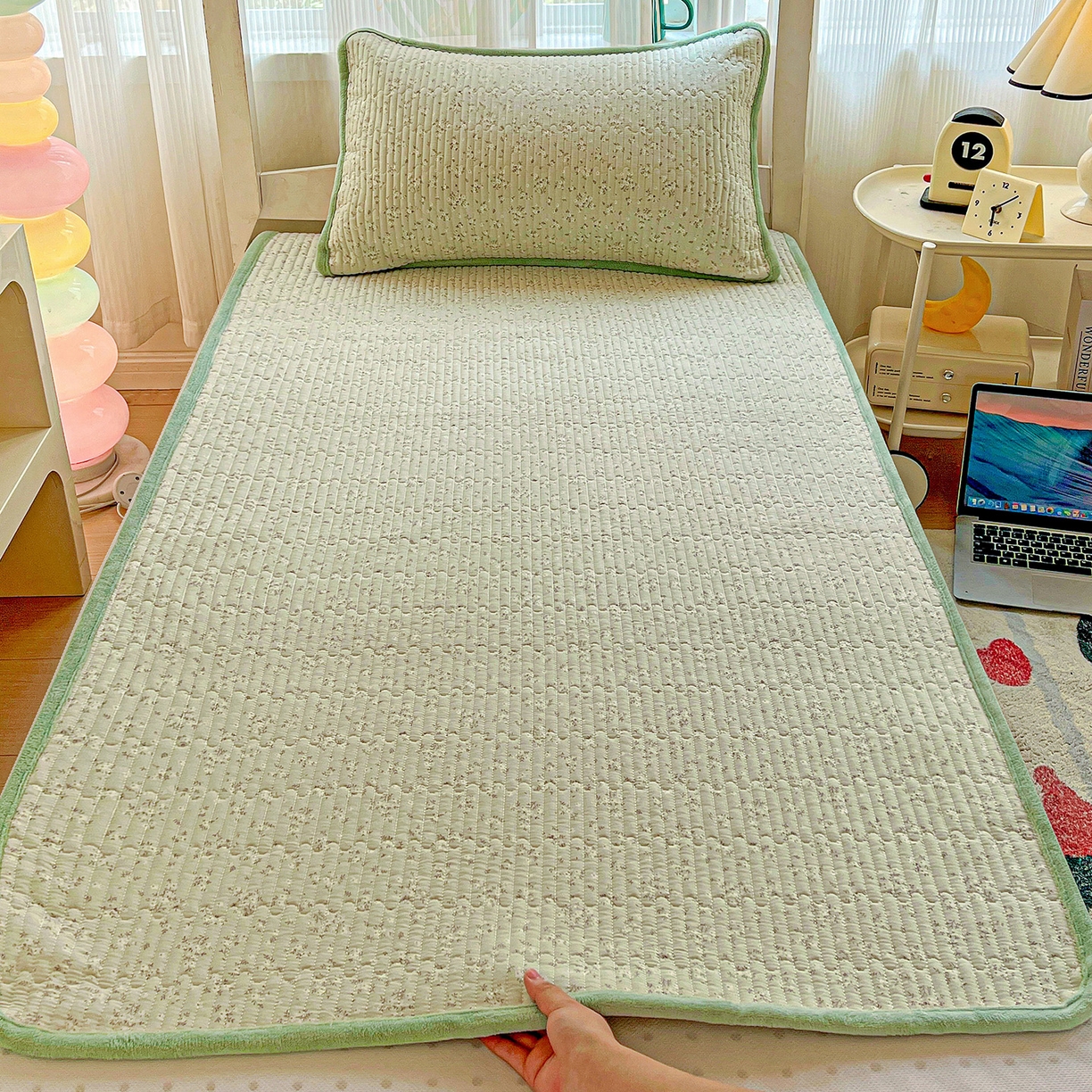 91家纺网 家纺一手货源 找家纺 恒尚居 2025新款纯棉牛奶绒学生床垫 双面两用夹棉床单床垫-秋冬款四季通用-系列一 【如画】A纯棉-B牛奶绒