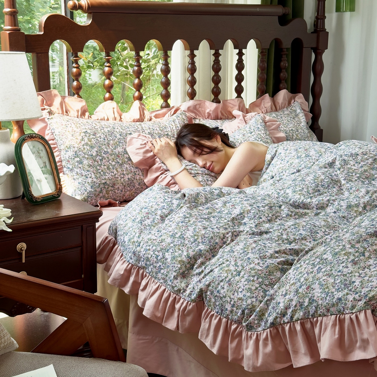 91家纺网 家纺一手货源 找家纺 未来家居 2025秋冬新款全棉法式花边款磨毛四件套 珍妮-绿