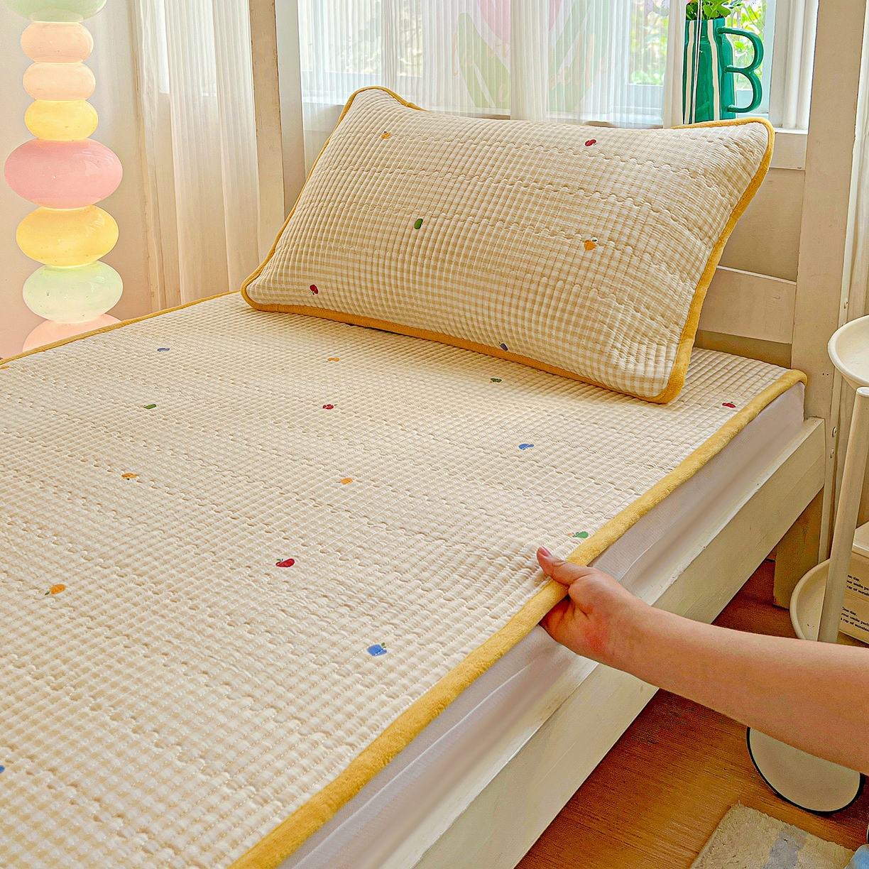 91家纺网 家纺一手货源 找家纺 恒尚居 2025新款纯棉牛奶绒学生床垫 双面两用夹棉床单床垫-秋冬款四季通用-系列一 【雨果】A纯棉-B牛奶绒