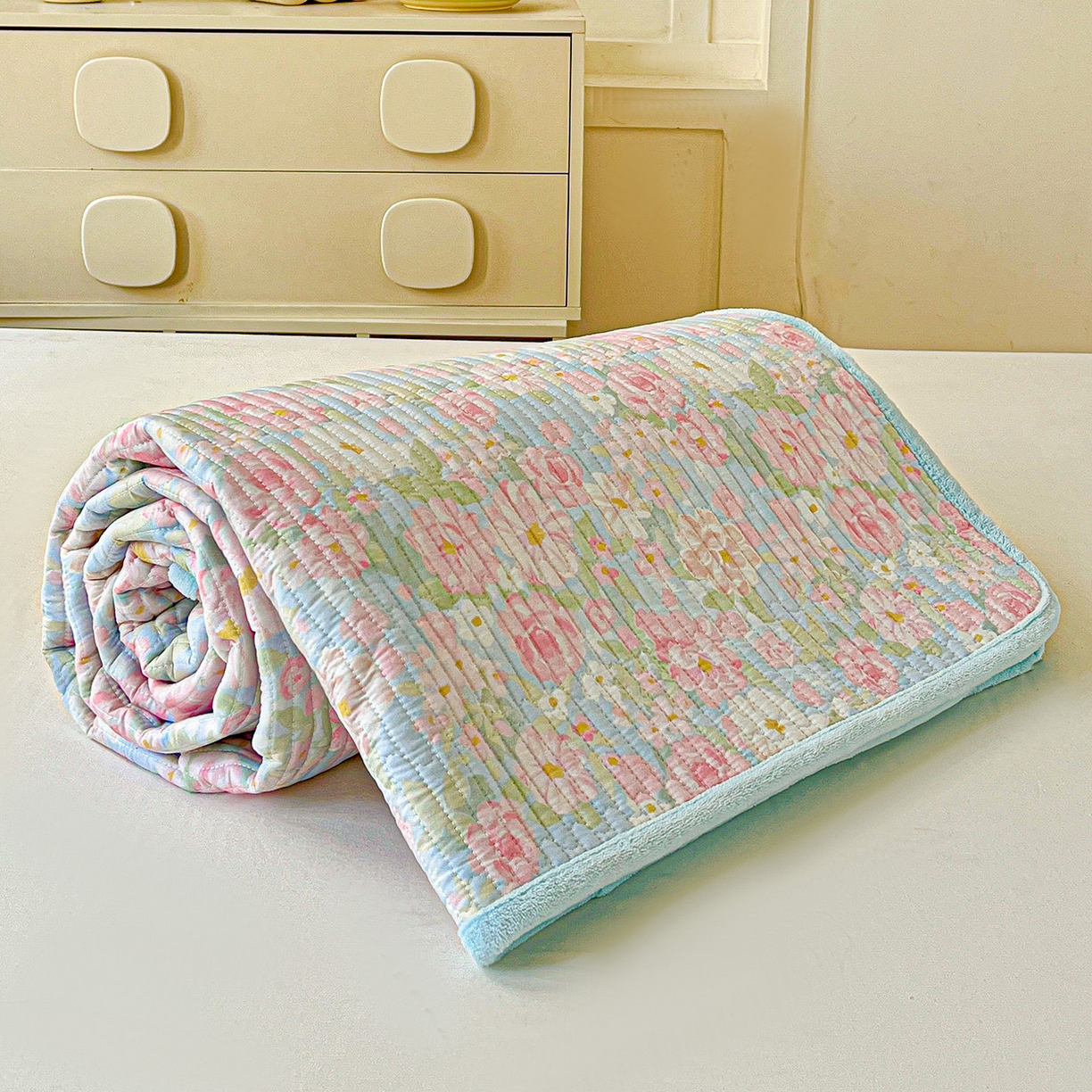 91家纺网 家纺一手货源 找家纺 恒尚居 2025新款纯棉牛奶绒学生床垫 双面两用夹棉床单床垫-秋冬款四季通用-系列一 【梦幻】A纯棉-B牛奶绒