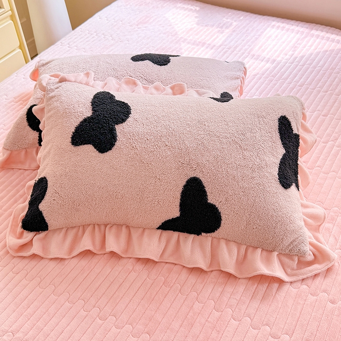 91家纺网 家纺一手货源 找家纺 （总）唐人居 2025新款高克重阳离子牛奶绒花边夹棉床盖四件套