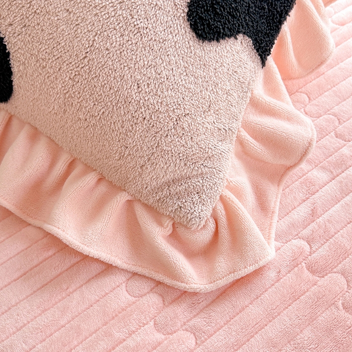 91家纺网 家纺一手货源 找家纺 唐人居 2025新款高克重阳离子牛奶绒花边夹棉床盖四件套 蝶恋花-粉色