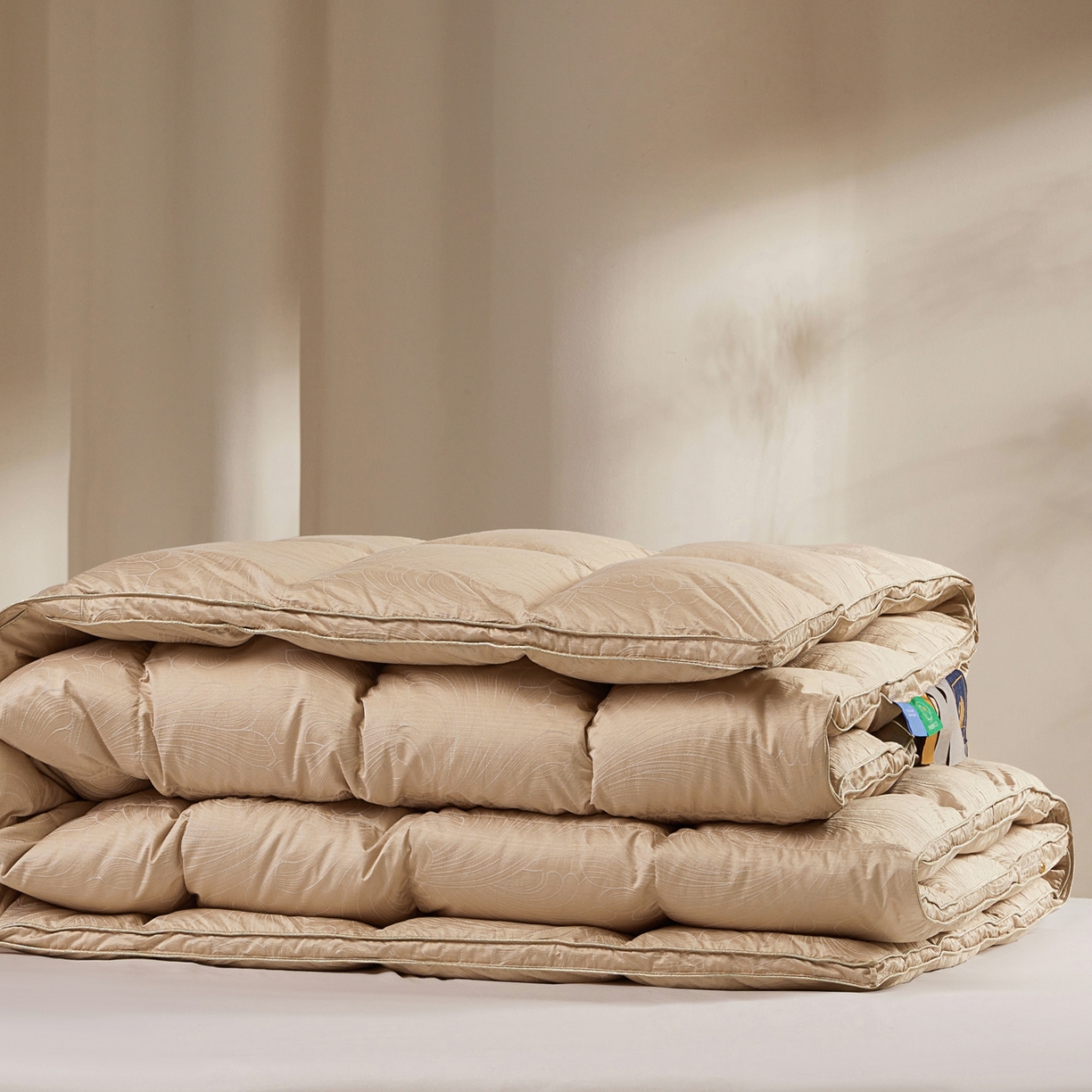 91家纺网 家纺一手货源 找家纺 织梦人羽绒工厂店 2025新款高蓬松羽绒被95鹅绒大牌同款花型-高精密提花系列 高精密提花-蒙娜丽莎金