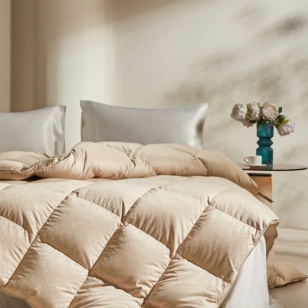 91家纺网 家纺一手货源 找家纺 织梦人羽绒工厂店 2025新款高蓬松羽绒被95鹅绒大牌同款花型-高精密提花系列 高精密提花-蒙娜丽莎金