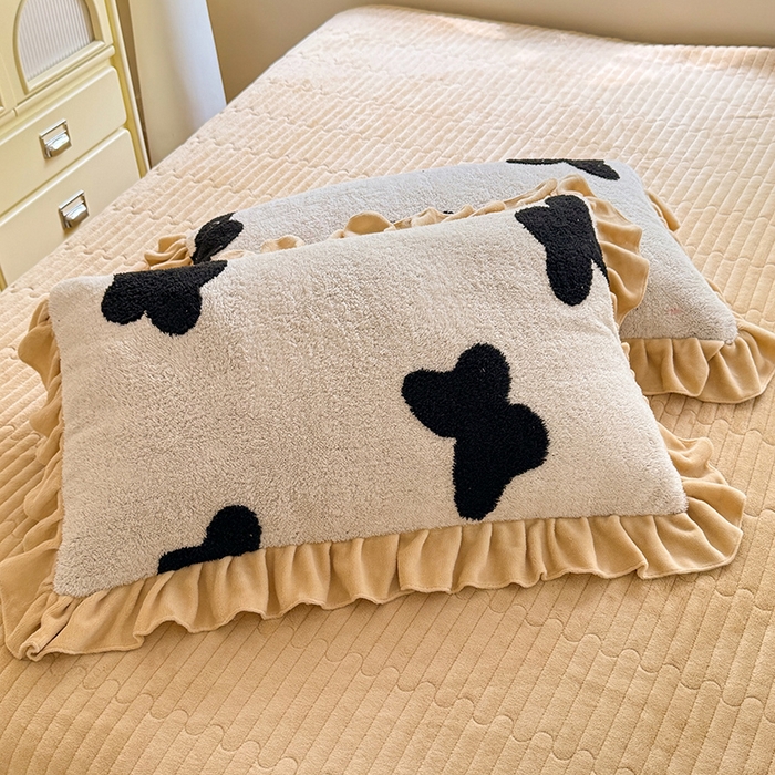 91家纺网 家纺一手货源 找家纺 唐人居 2025新款高克重阳离子牛奶绒花边夹棉床盖四件套 蝶恋花-卡其