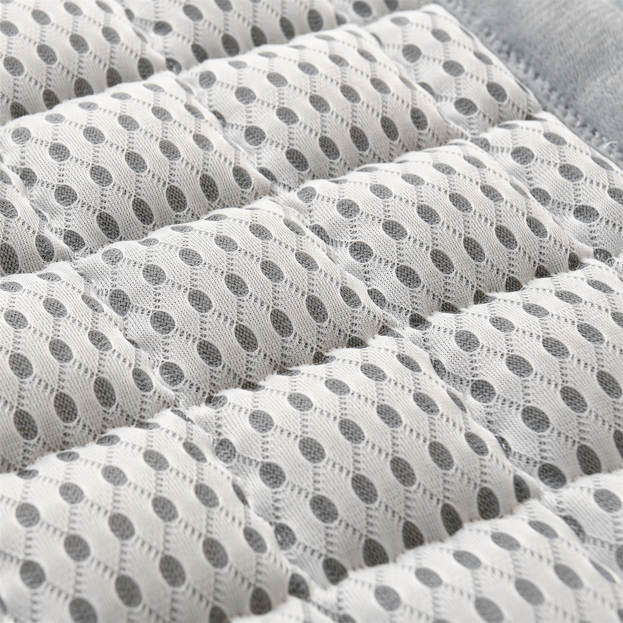 91家纺网 家纺一手货源 找家纺 欧邦 2025新款240克臻棉绒和煦春风系列床垫学生床 和煦春风-天缥