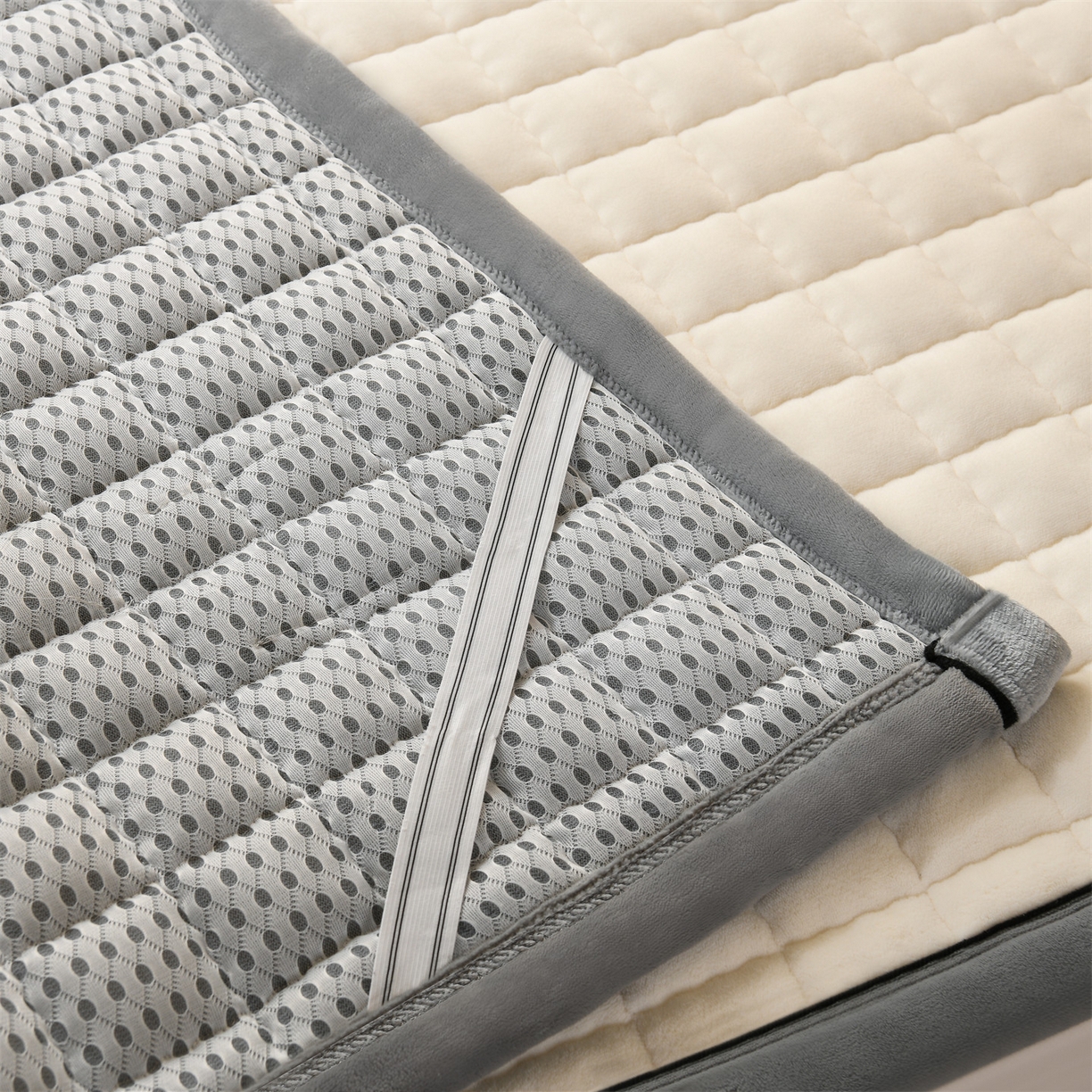 91家纺网 家纺一手货源 找家纺 （总）欧邦 2025新款240克臻棉绒和煦春风系列床垫学生床