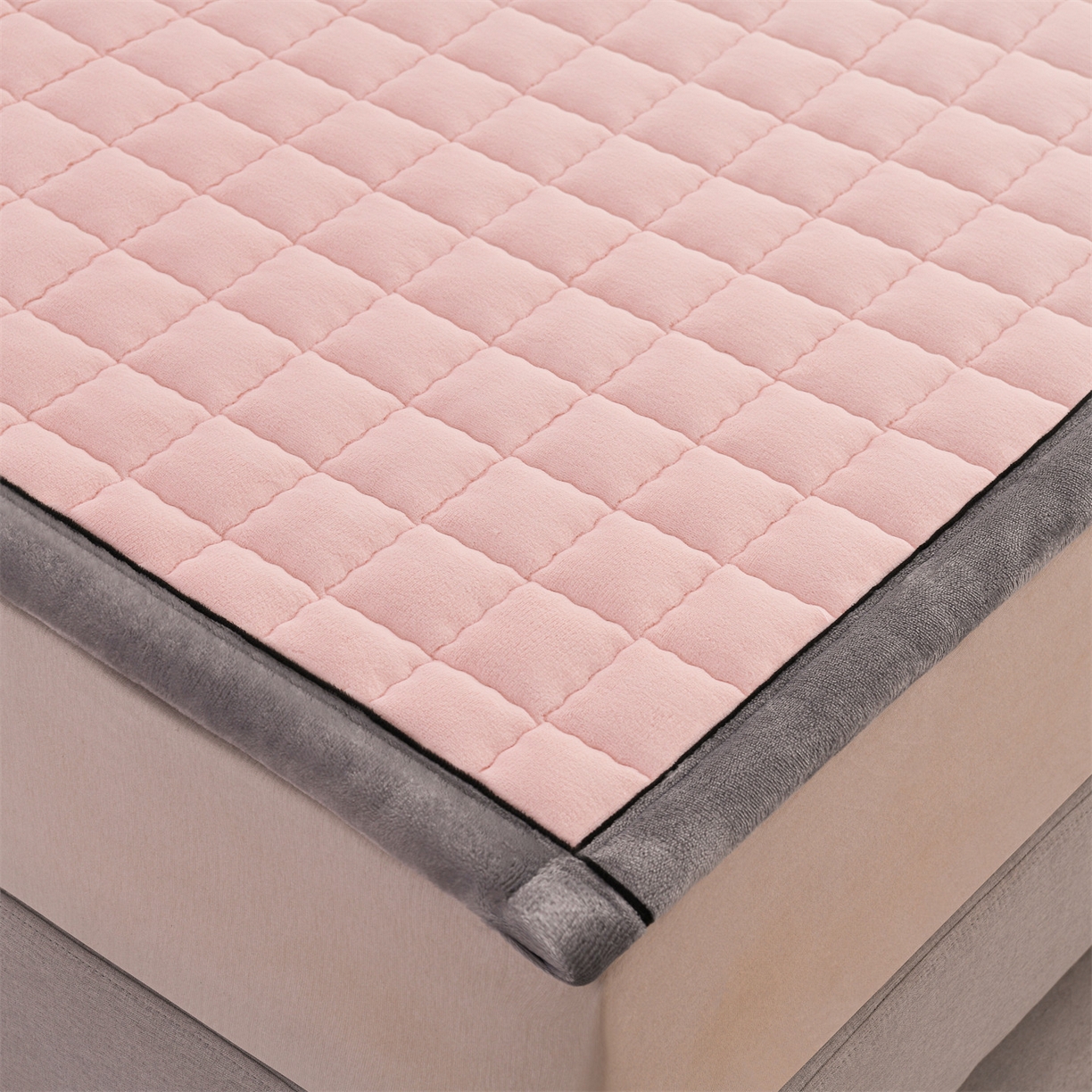 91家纺网 家纺一手货源 找家纺 欧邦 2025新款加厚臻棉绒半消光牛奶绒床垫床褥学生榻榻米薄垫子 和煦春风-雾桃