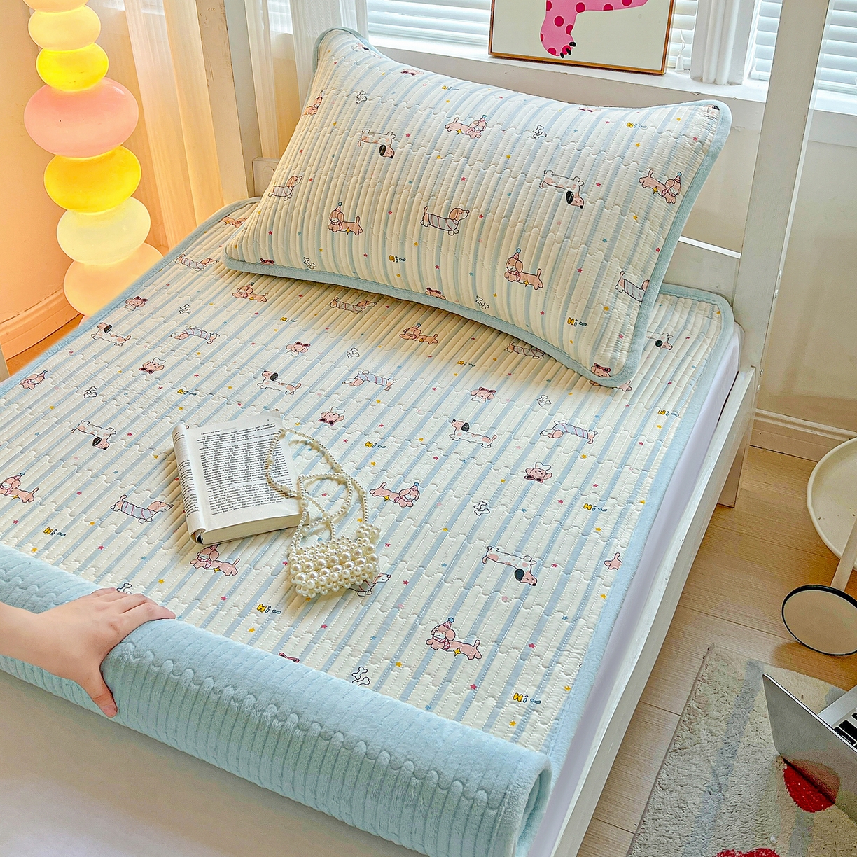 91家纺网 家纺一手货源 找家纺 （总）恒尚居 2025新款纯棉牛奶绒学生床垫 双面两用夹棉床单床垫-秋冬款 四季通用-系列二