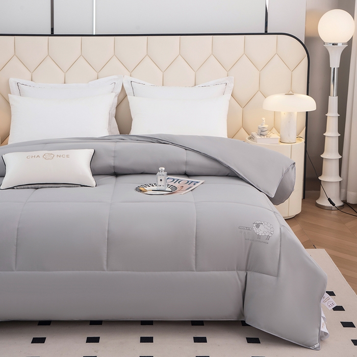 91家纺网 家纺一手货源 找家纺 乐沐家纺 2025新款亲肤舒适A类亲肤棉羊毛被被子被芯 100%澳洲羊毛被 轻银灰