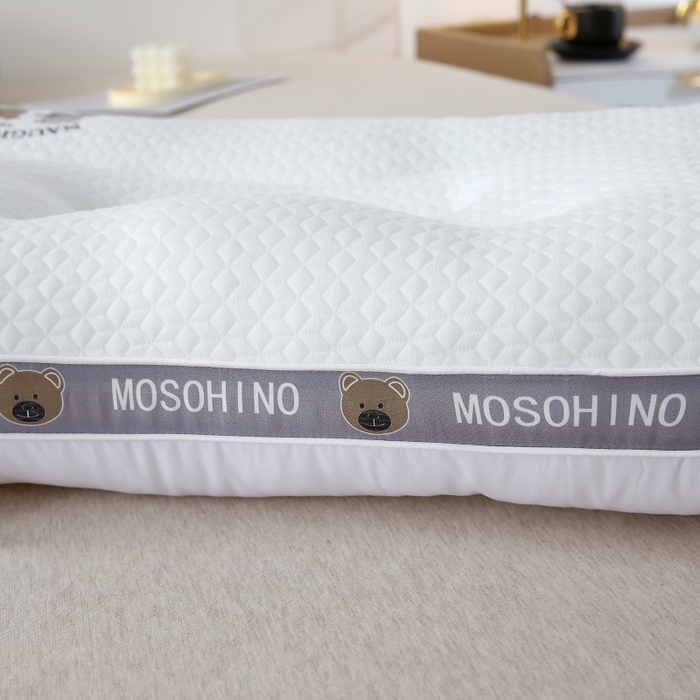 91家纺网 家纺一手货源 找家纺 （总）永乐枕芯 2025新款针织三只小熊护颈椎枕枕头枕芯