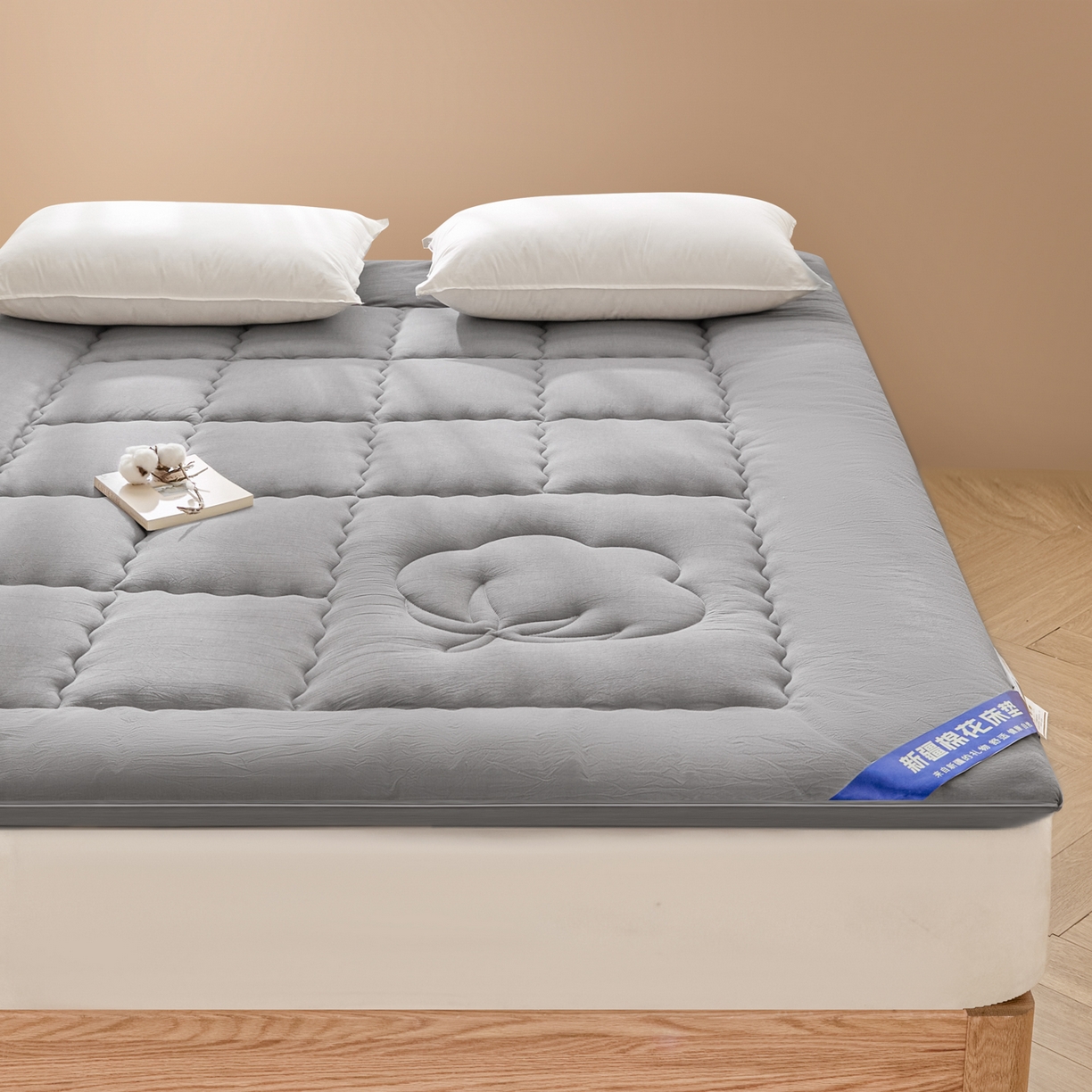 91家纺网 家纺一手货源 找家纺 悠米悠家 2025新款亲肤加厚棉花夹棉床褥 灰色