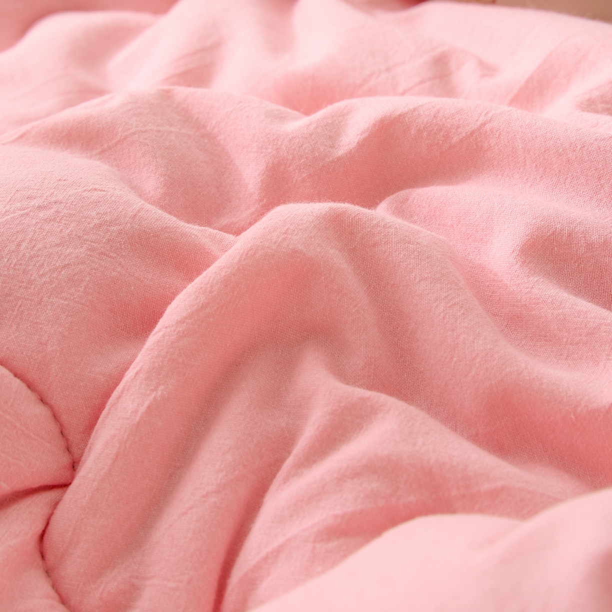 91家纺网 家纺一手货源 找家纺 悠米悠家 2025新款亲肤加厚棉花夹棉床褥 粉色