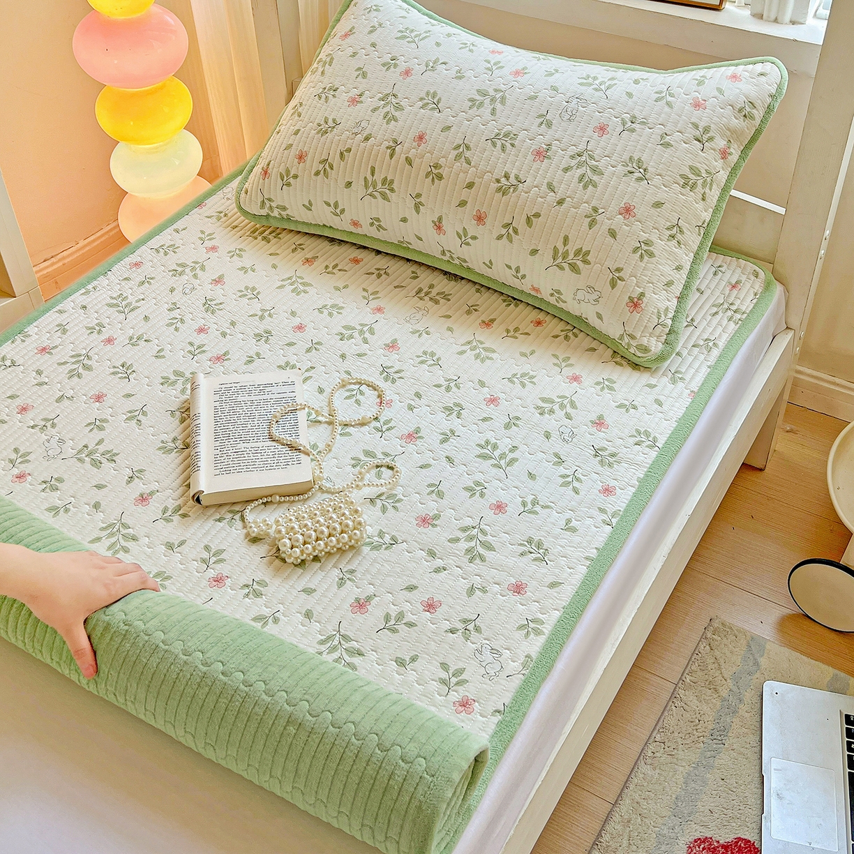 91家纺网 家纺一手货源 找家纺 （总）恒尚居 2025新款纯棉牛奶绒学生床垫 双面两用夹棉床单床垫-秋冬款 四季通用-系列二