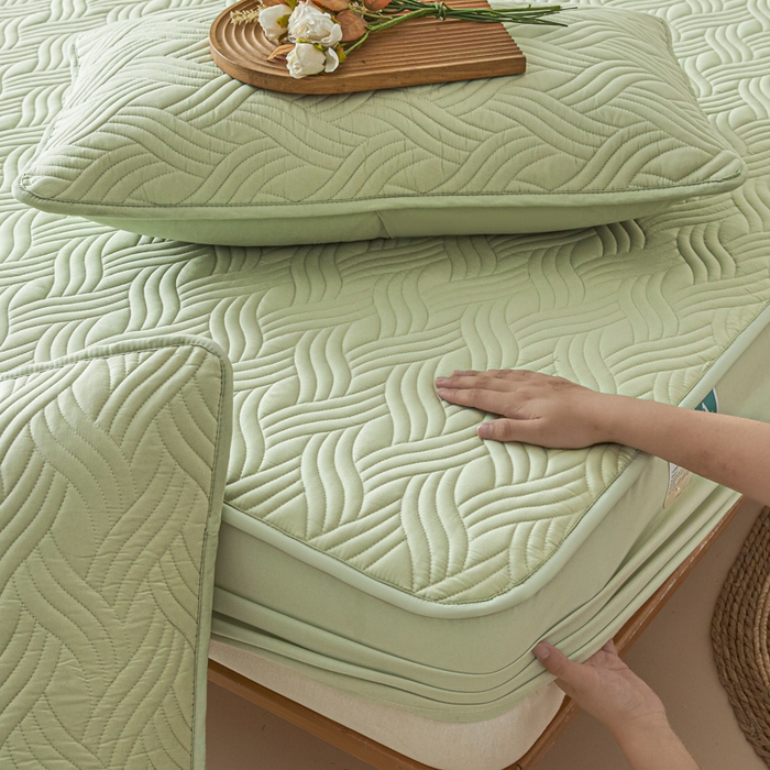 91家纺网 家纺一手货源 找家纺 九亭家纺 2025新款A类防水夹棉床笠 防水款-水波纹-芥末绿