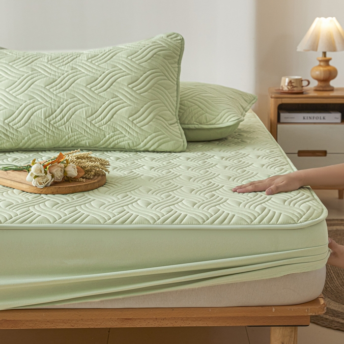 91家纺网 家纺一手货源 找家纺 九亭家纺 2025新款A类防水夹棉床笠 防水款-水波纹-芥末绿