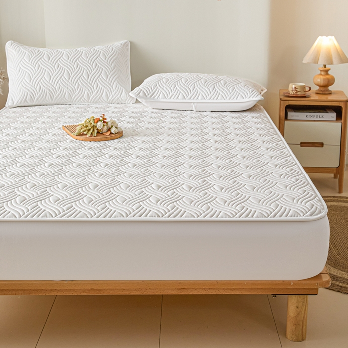 91家纺网 家纺一手货源 找家纺 九亭家纺 2025新款A类防水夹棉床笠 水波纹-白色