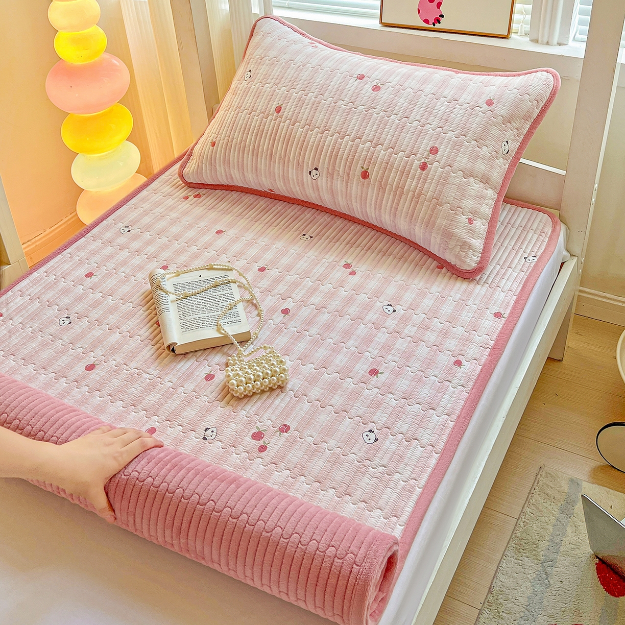 恒尚居 2025新款纯棉牛奶绒学生床垫 双面两用夹棉床单床垫-秋冬款 四季通用-系列二 【小欢喜-粉】-A纯棉-B牛奶绒